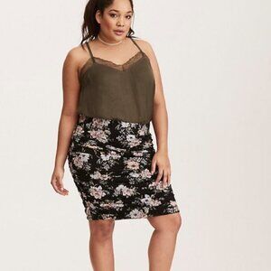 TORRID | Floral Shirred Mini Skirt | Sz. 00/M/10